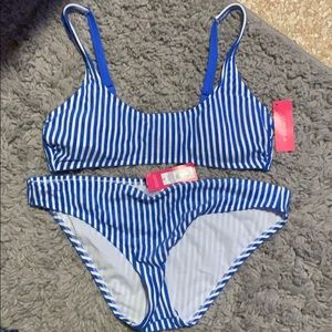 XL Two Piece Blue And White Stripes Bathing Suit